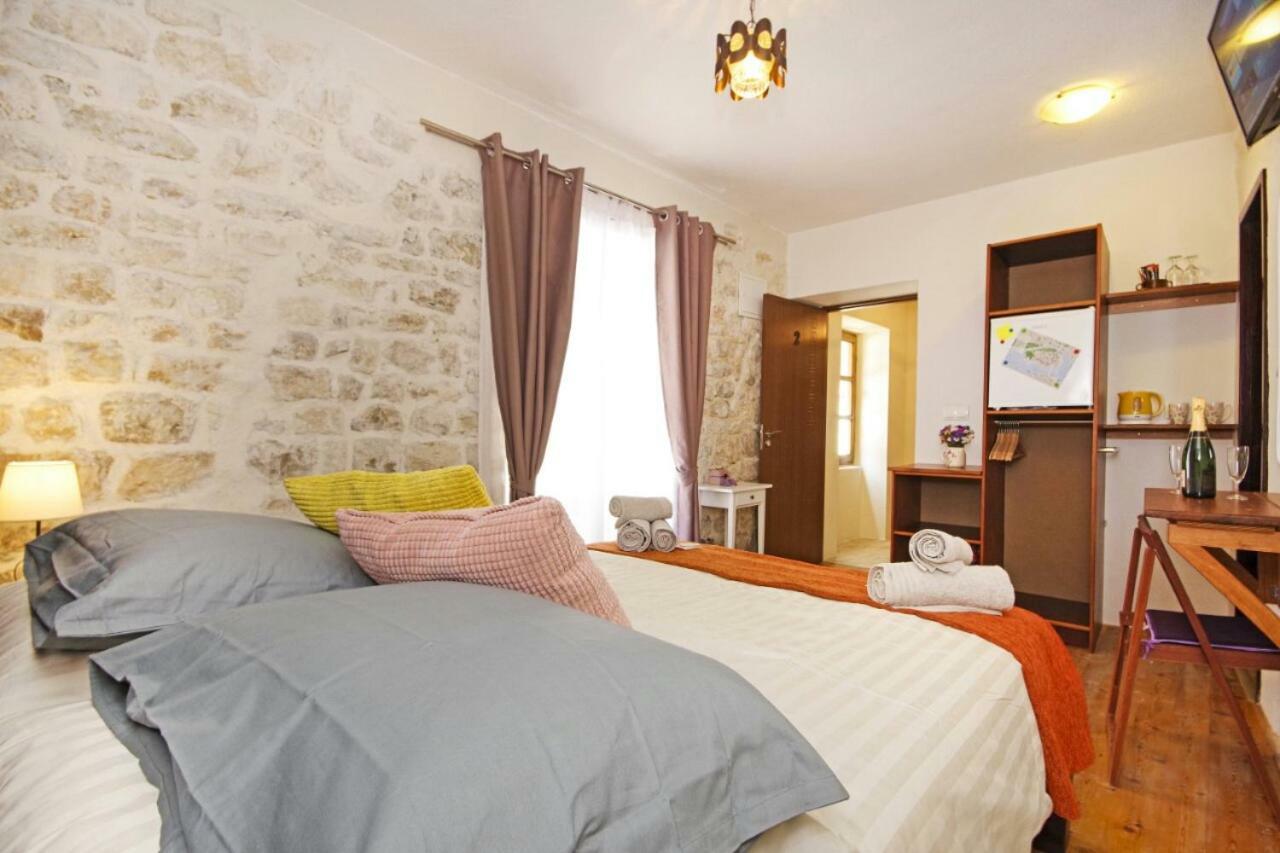 Towerhousesasso Trogir Exterior foto